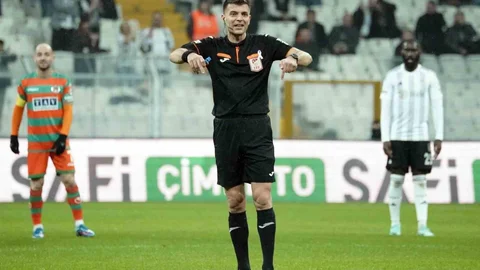 Beşiktaş-Alanyaspor Maçında VAR Ümit Öztürk