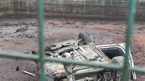 Gökçeada'da Otomobil Fabrika Bahçesine Uçtu