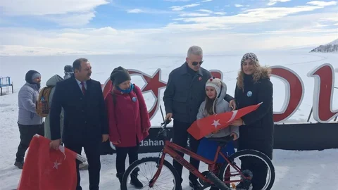Çıldır'da Bisiklet Sevinci Yaşandı