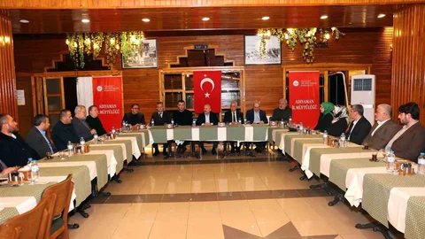 Müftü Haliloğlu'na Veda Yemeği Düzenlendi