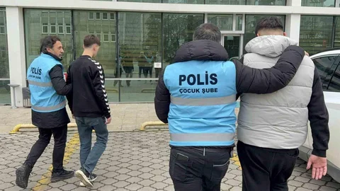 Trabzonspor Otobüsüne Taşlı Saldırıya 5 Kişi Adli Kontrol