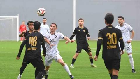 Altay, Bornova 1877'yi 3-0 Yendi