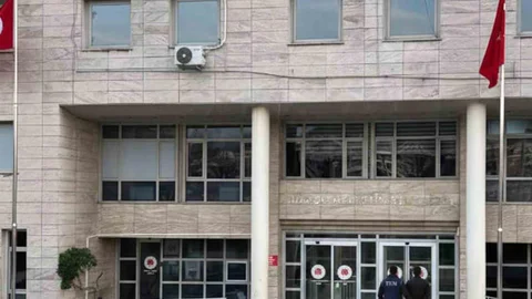 Muğla'da 9 Yıldır Aranan Emniyet Müdürü Yakalandı