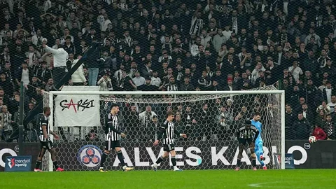 Beşiktaş-Corendon Alanyaspor Maçı İlk Yarı Sonucu