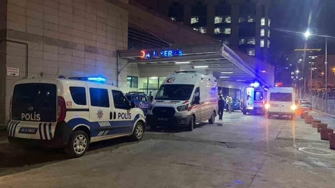 Siirt'te Taşlı Sopalı Kavga