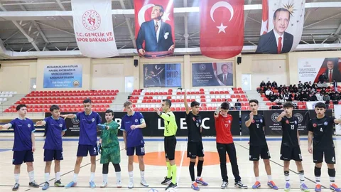 Bilecik'te Gençler Futsal Müsabakaları Tamamlandı