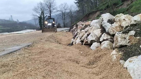 Yol Güvenliği İçin Altyapı Çalışmaları Tamamlandı