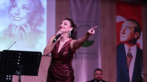 Müzeyyen Senar Osmangazi’de Anıldı