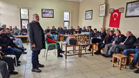 Talas'ta Çiftçilere Eğitim Programları Devam Ediyor
