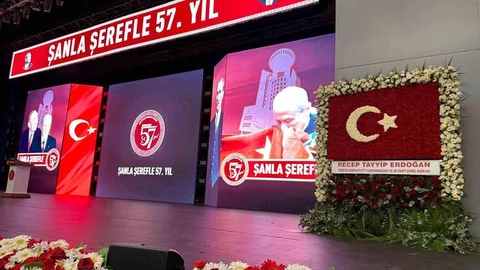 Cumhurbaşkanı Erdoğan'dan Bahçeli'ye Tebrik Çiçeği
