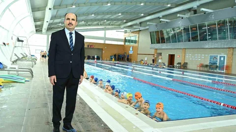 Konya'da Yüzme Öğrenme Projesi Devam Ediyor