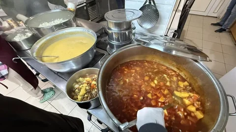 Ayancık’ta İhtiyaç Sahiplerine Yemek Desteği