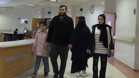 Şanlıurfa'da Yürümeye Başlayan Kardeşler