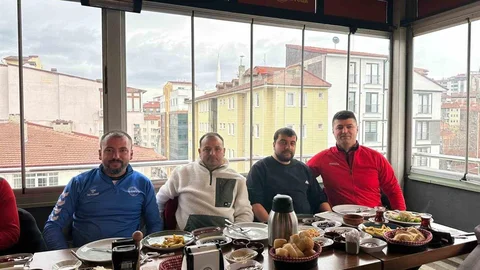 1299 Bilecik Kulübü Kahvaltıda Buluştu