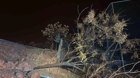 Siirt'te Okul Duvarı Çöktü