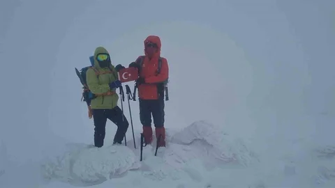 Bubi Dağı'nda Kış Tırmanışı Gerçekleşti