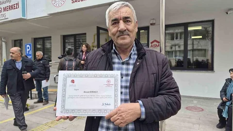 Eskişehir'de Sigarayı Bırakan Vatandaşa Plaket