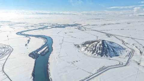 Muş Piramidi Kış Manzarası ile Büyüledi