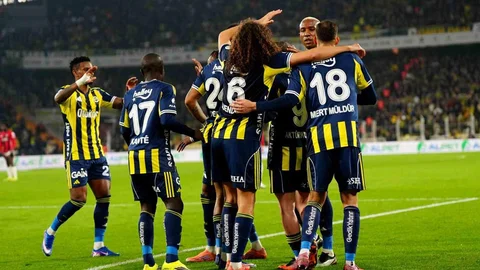 Fenerbahçe 21. Haftada Namağlup Kalmayı Başardı