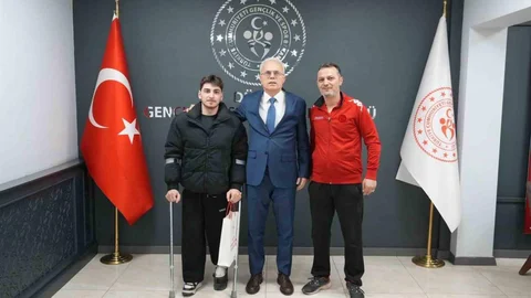 Düzce'de Şampiyon Sporcuyla Buluşma