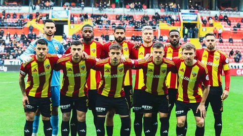 Kayserispor Süper Lig'de 10. Mağlubiyetini Aldı