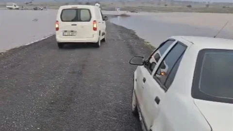 Diyarbakır'da Sağanak Yağış Sorun Yarattı