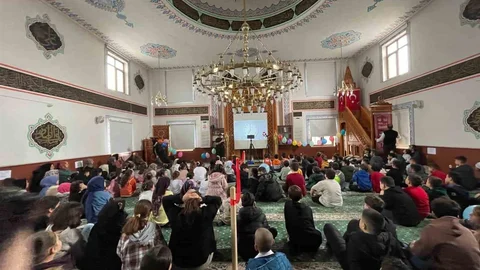Düzce'de Cami Çocuk Buluşması Yapıldı