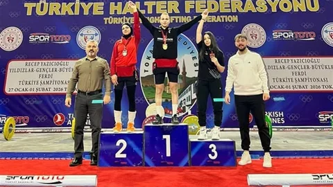 Düzce'de Halter Şampiyonası Başarıları