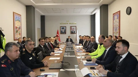 Kütahya'da Güvenlik Toplantısı Yapıldı
