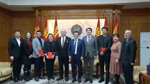 Moğolistan'da İlk Çocuk Kemik İliği Nakli