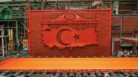 Millî Uçak Gemisi Çeliği Erdemir'den Temin Edildi