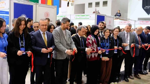 Lise Projeleri Eskişehir'de Sergileniyor