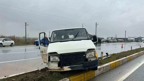 Uşak'ta Panelvan Kazası