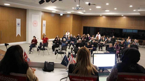 Koruyucu Aile Hizmeti Elazığ'da Tanıtıldı