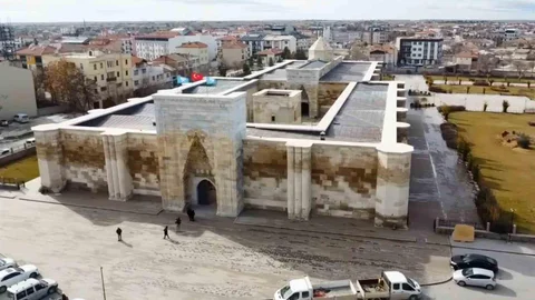 Sultanhanı Kervansarayı'nda Tarih Yeniden Canlanıyor