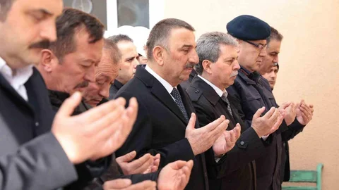 Emekliliğine 4 Gün Kala Vefat Eden Polis Memuru