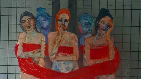 Adana'nın Sanatı Paris'te Sergileniyor