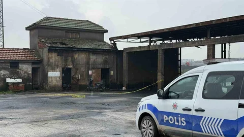 Turgutlu'da Elektrik Trafo Binasında Ölüm