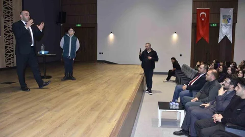 Karacabey Belediyesi'nden Öğrencilere Destek Programı