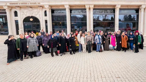 Şehitkamil'den Kadınlara Moral Gezisi Düzenlendi