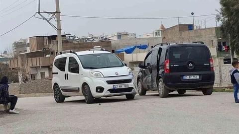 Mardin'de İki Araç Çarpıştı
