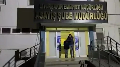 Diyarbakır'da Eczane Kurşunlama Olayı