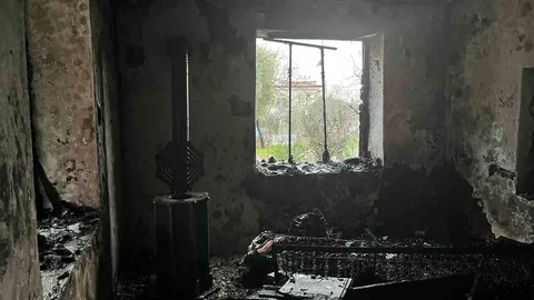 Yangında Uykuda Yakalanan Kadın Hastaneye Kaldırıldı