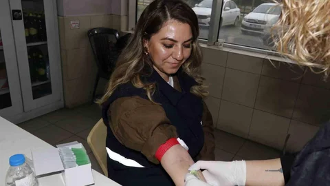 Düzce'de Fabrikalar Sağlık Merkezi Oldu