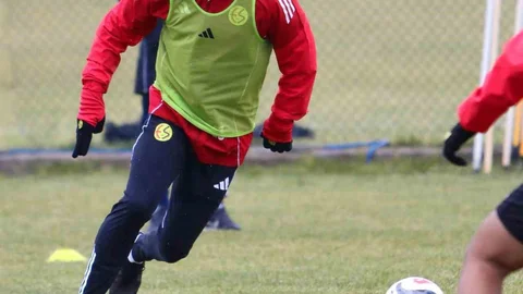 Eskişehirspor Ayvalıkgücü Maçına Hazırlanıyor