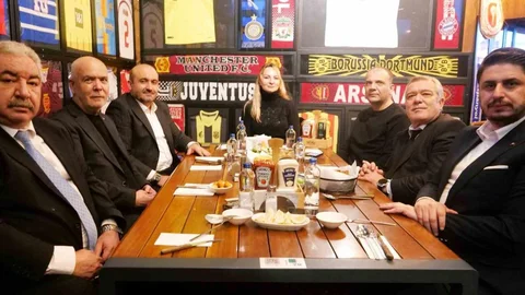 Eskişehir Demirspor Şampiyonluğu Kutladı