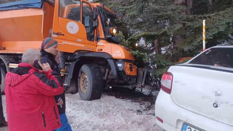 Uludağ Yolunda Kaza: 2 Yaralı