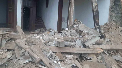 Yozgat'ta Metruk Konağın Çökmesi