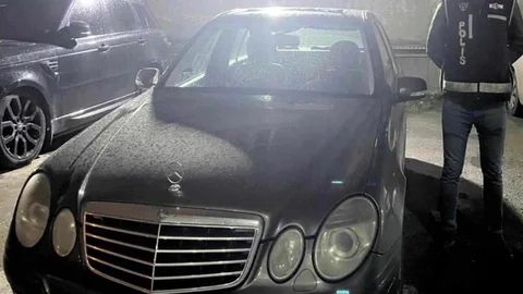 İstanbul'da Kaçak Otomobil Operasyonu