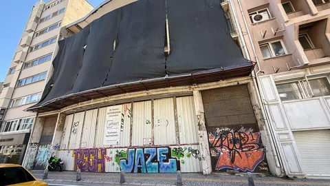 İzmir'de Genç Tasarım ve Modern Mimarlık